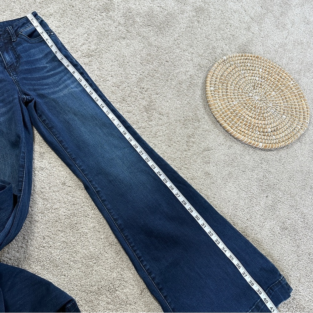 Shyanne Women’s Chandelier Pockets Flare Bootcut Jeans High Rise in Dark Wash 26 - Picture 15 of 16